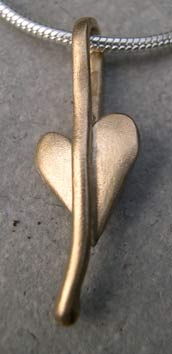 handmade 9ct gold pendant