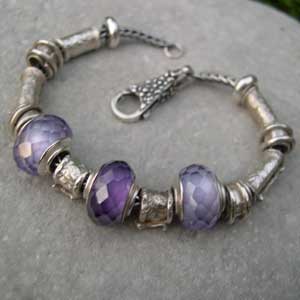 purple and silver bead bracelet