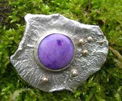 Sugilite silver and gold brooch