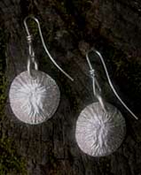 contemporary silver disc earrings